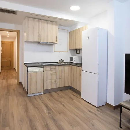 El Pilar Apartment *